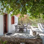 Apartment Mantelena & Family Pollonia