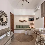 Mantelena & Family Apartment