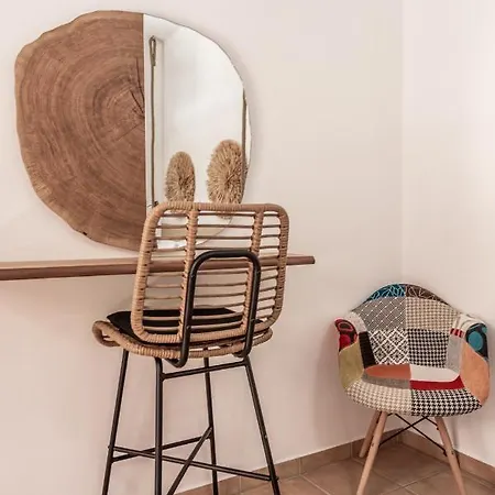 アパート Mantelena & Family ポロニア