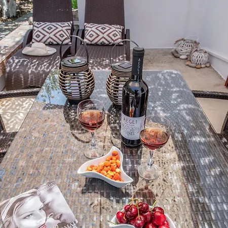 アパート Mantelena & Family *