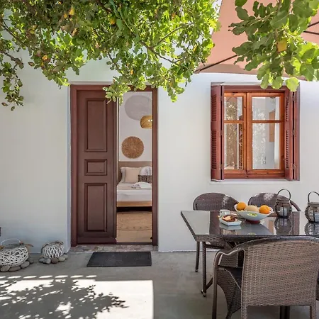 Mantelena & Family * ポロニア