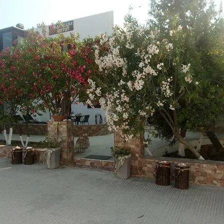 アパート Mantelena & Family ポロニア